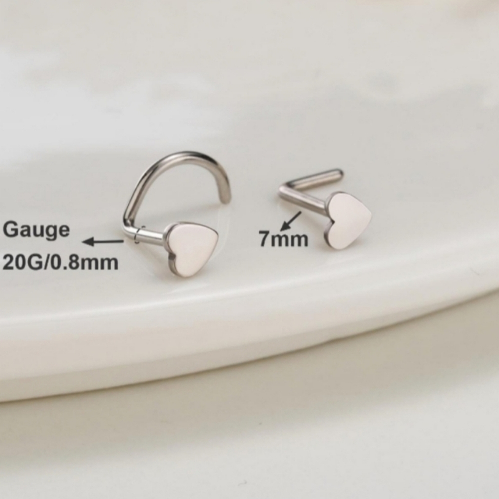 3 Nose Rings 🩶🩶🩶 - Picture 8 of 8